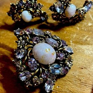 Estate vintage 1951 Holly Craft , amethyst cabochon, opal broach / earrings